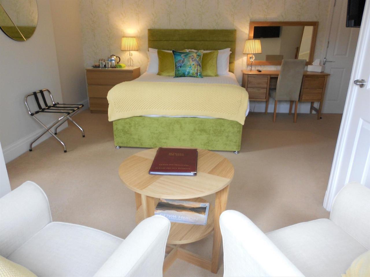 Gasthuis Between The Bays Exclusively For Adults Llandudno